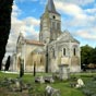 Au bout de cette longue étape, nous atteignos Aulnay et découvrons l' église Saint-Pierre, classée patrimoine mondial de l'humanité par l'Unesco. Elle a été bâtie au cours des années 1120-1140 à la demande des chanoines de Poitiers, elle s'élève sur un si