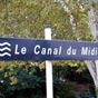 -	Le canal du Midi est un canal français qui relie la Garonne à la mer Méditerranée. D'abord nommé « canal royal en Languedoc », les révolutionnaires le rebaptisent en « canal du Midi » en 1789. Il est considéré par ses contemporains comme le plus grand c