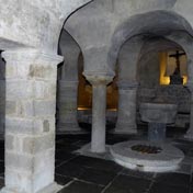 Crypte de l'église Saint-Cerneuf