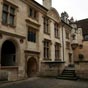 L'hôtel Lallemant a gardé le nom de son constructeur, Jean Lallemant, un riche marchand dont la famille, originaire d'Allemagne est arrivée à Bourges au XIIIe siècle.