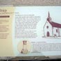 Borne d'information sur l'église Saiint-Martin de Couy.