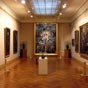 A ne pas manquer, le musée Goya. Il contient la plus grande collection de peintures espagnoles en France, après le musée du Louvre. Si le musée existe depuis 1840, c'est le legs Briguiboul de 1894 à la Ville qui détermine sa vocation hispanique. Peintre e