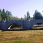 León : le vieux pont de pierre.