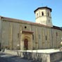 L'église de l'Assomption de Maubourguet, dénommée aussi église Saint-Martin a été édifiée au XIe siècle, fortifiée au XIVe et endommagée durant les guerres de Religion. Elle présente un portail orné de personnages, un clocher octogonal sur coupole, une ab