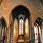 Chœur, abside et absidioles de l'église Saint-Pierre.