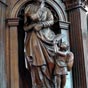 Belle sculpture sur la chaire datée de 1700 et qui proviendrait du couvent des Carmes de Clermont Ferrand: Saint Mathieu